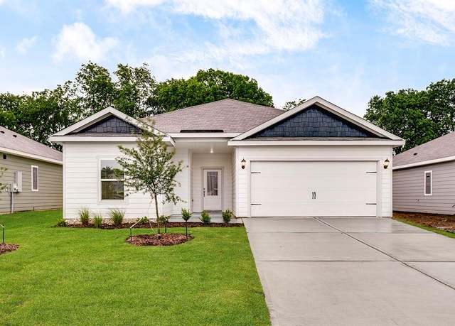 Property at 205 Southgate Dr, Terrell, TX 75160, 4 beds, 2 baths