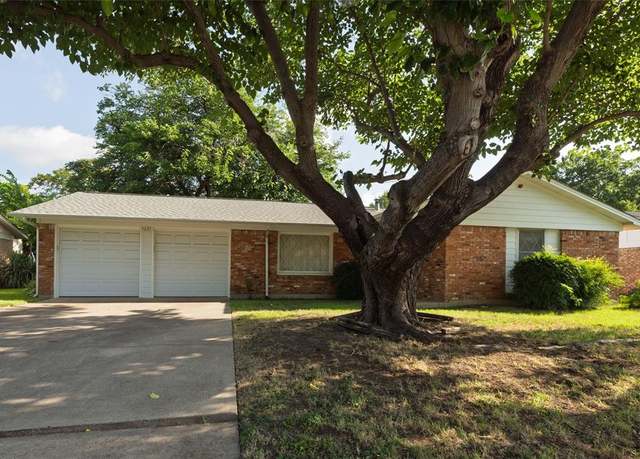 Property at 5621 Ammons St, Haltom City, TX 76117, 3 beds, 2 baths