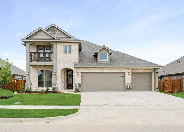 Property at 137 Claywood Dr, Glenn Heights, TX 75154, 5 beds, 3.5 baths