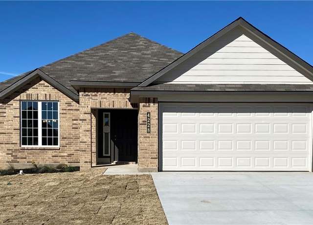 Property at 4228 Centerfire Rd, Waco, TX 76705, 3 beds, 2 baths