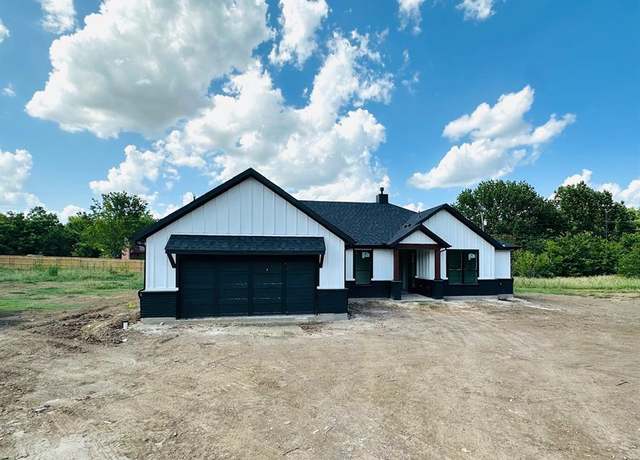 Property at 4605 Dripping Springs Rd, Sherman, TX 75090, 5 beds, 3 baths