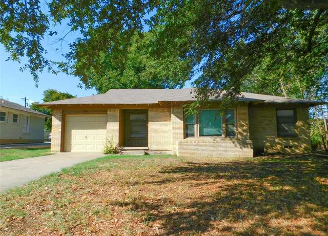 Property at 1502 Linden Dr, Denton, TX 76201, 3 beds, 1 bath