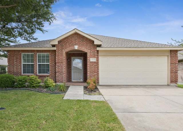 Property at 12721 Cedar Hollow Dr, Fort Worth, TX 76244, 4 beds, 2 baths