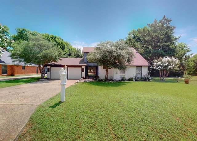 Property at 628 S Walker St, Mesquite, TX 75149, 3 beds, 2 baths