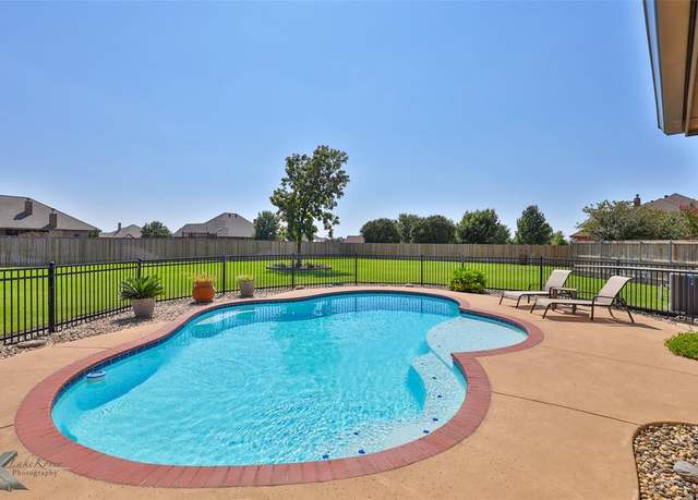Property at 133 Prairie Creek Way, Abilene, TX 79602, 4 beds, 3.5 baths
