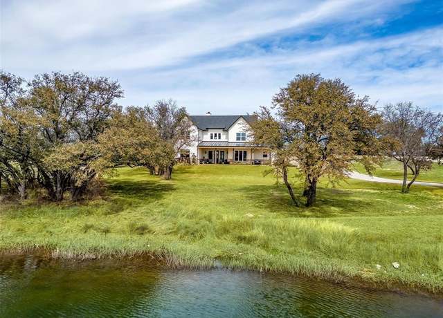 Property at 201 Flat Rock Ln, Weatherford, TX 76088, 4 beds, 3.5 baths