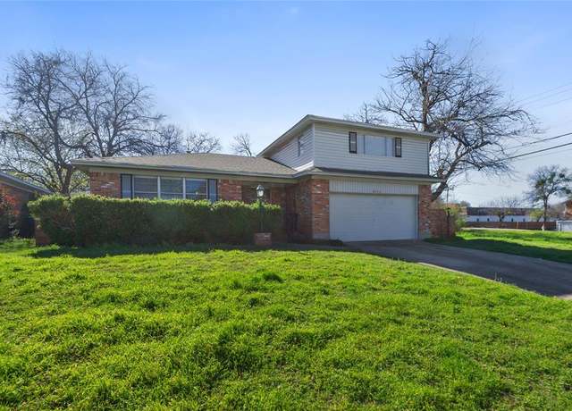 Property at 8006 Fall River Dr, Dallas, TX 75228, 4 beds, 2.5 baths