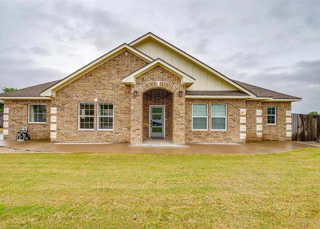 Property at 124 Sydney Ln, Robinson, TX 76655, 3 beds, 2.5 baths