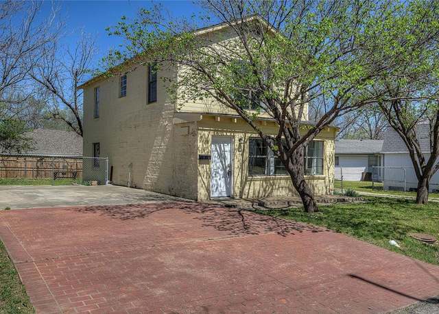 Property at 1414 Walworth St, Greenville, TX 75401, 2 beds, 1.5 baths