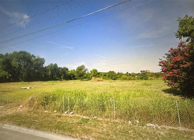 Property at 5405 Lawnview Ave, Dallas, TX 75227