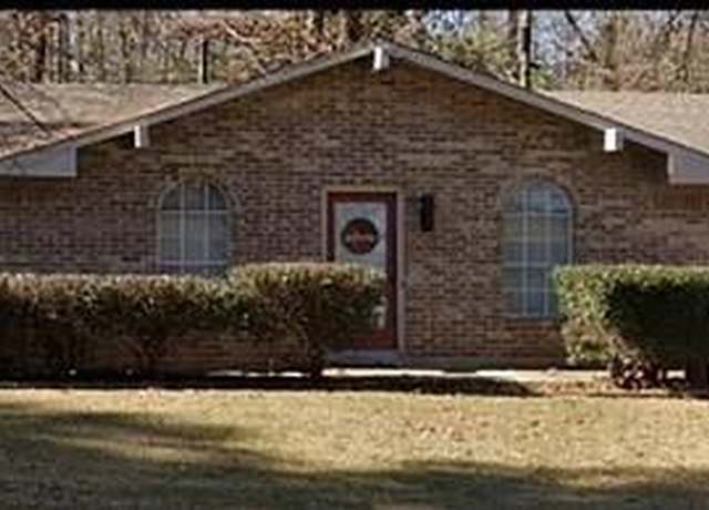 Property at 6525 Dianne St, Shreveport, LA 71119, 3 beds, 1.5 baths
