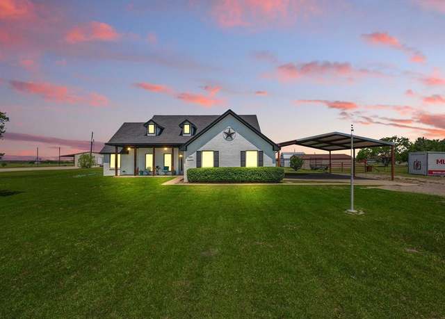 Property at 205 N Armstrong Rd, Venus, TX 76084, 4 beds, 2 baths