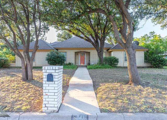 Property at 841 Green Valley Dr, Abilene, TX 79601, 3 beds, 2 baths