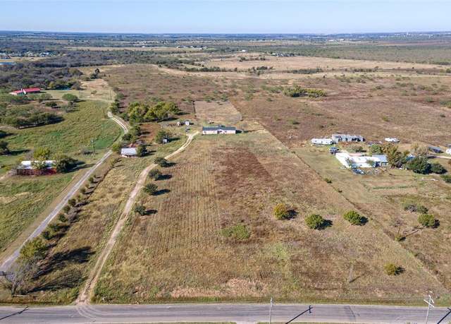 Property at 9451 Norrell Rd, Venus, TX 76084, 4 beds, 3 baths