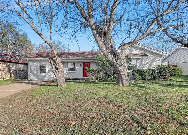 Property at 820 Bridle Ave, White Settlement, TX 76108, 4 beds, 2 baths