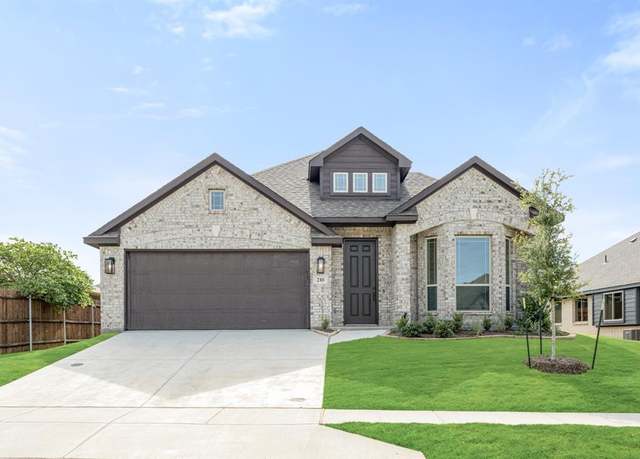 Property at 210 Shawnee Trl, Alvarado, TX 76009, 4 beds, 2 baths