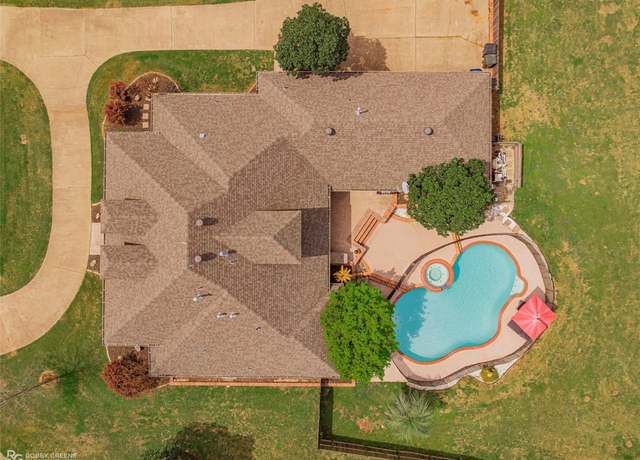 Property at 521 Lovers Lndg, Bossier City, LA 71111, 5 beds, 4 baths
