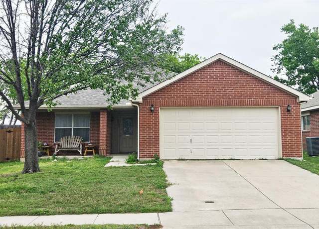 Property at 8532 Hawkview Dr, Fort Worth, TX 76179, 3 beds, 2 baths