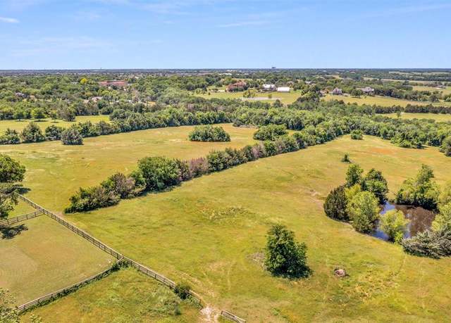 Property at 339 W Trinity St, Forney, TX 75126, 3 beds, 2 baths