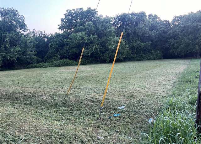 Property at 605 Hall St, Lancaster, TX 75146