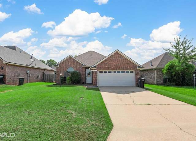 Property at 403 Blackwood Cir, Haughton, LA 71037, 3 beds, 2 baths