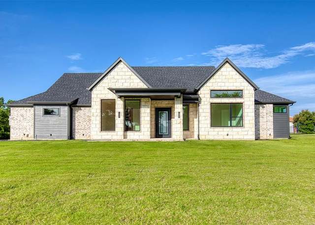 Property at 1376 Shadow Lakes Dr, Wills Point, TX 75169, 4 beds, 4 baths