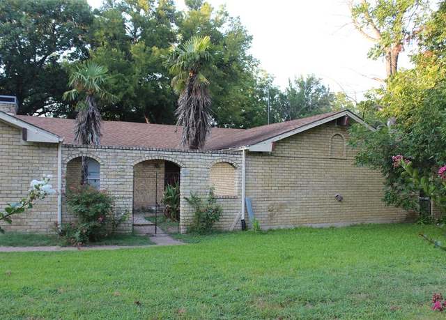 Property at 1913 Enchanted Ln, Lancaster, TX 75146, 3 beds, 2 baths