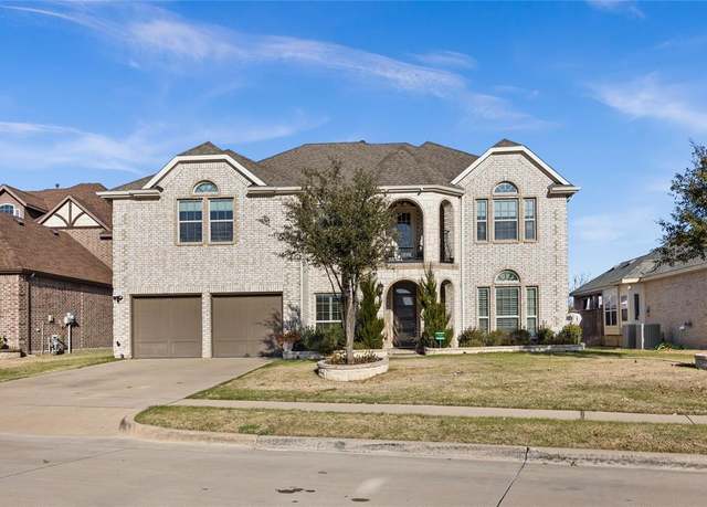 Property at 7128 Playa Imperial Ln, Grand Prairie, TX 75054, 6 beds, 4 baths