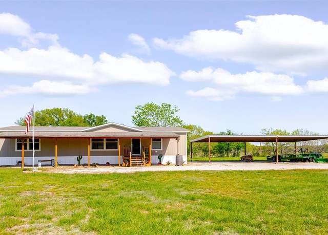 Property at 475 N Wilson, Palo Pinto, TX 76484, 3 beds, 2 baths