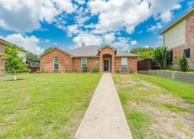 Property at 209 Havenwood Ln, Garland, TX 75043, 4 beds, 2 baths