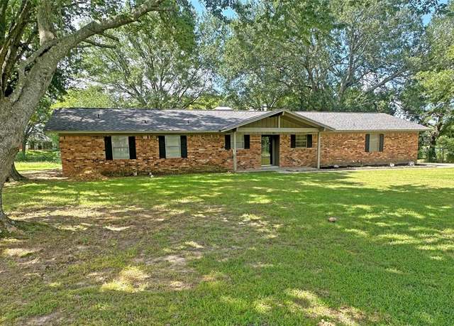 Property at 4006 Mark Ln, Mount Pleasant, TX 75455, 3 beds, 2 baths