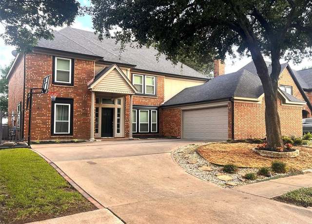 Property at 530 Palm Desert Dr, Garland, TX 75044, 4 beds, 2.5 baths