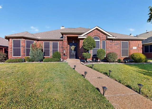 Property at 805 Kathryn Dr, Lewisville, TX 75067, 3 beds, 2 baths