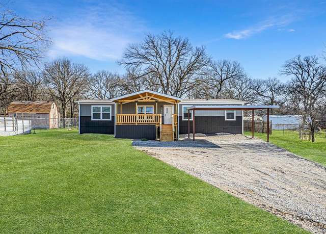 Property at 2013 Spring Ct, Azle, TX 76020, 3 beds, 2 baths
