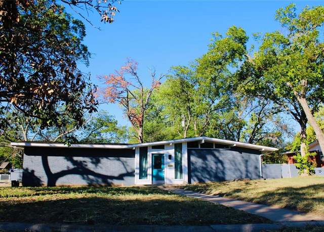 Property at 1302 Cleveland, Stephenville, TX 76401, 3 beds, 2 baths