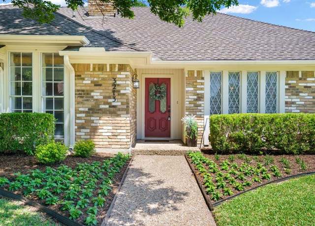 Property at 3213 Pinehurst Dr, Plano, TX 75075, 3 beds, 2.5 baths