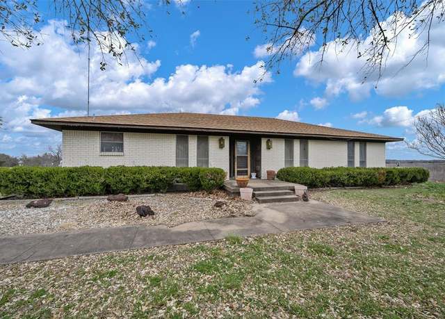 Property at 1010 Business 78, Farmersville, TX 75442, 3 beds, 2 baths