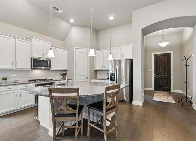 Property at 7817 Fossil Creek Trl, Mckinney, TX 75071, 3 beds, 2 baths