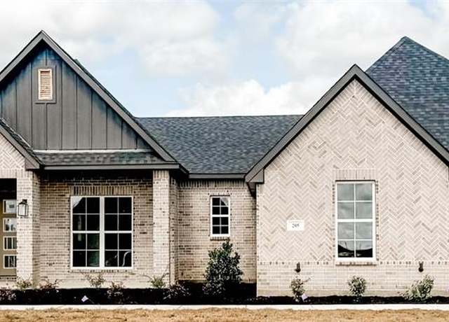 Property at 205 Stuart, Paradise, TX 76073, 3 beds, 2.5 baths