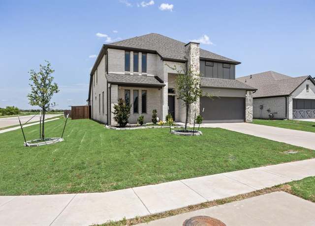 Property at 418 Tuscany Dr, Forney, TX 75126, 5 beds, 4 baths
