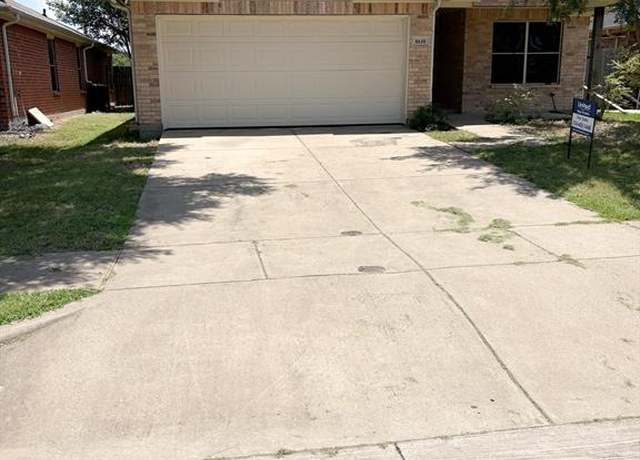 Property at 8610 Cedar Post Ct, Dallas, TX 75227, 3 beds, 2 baths