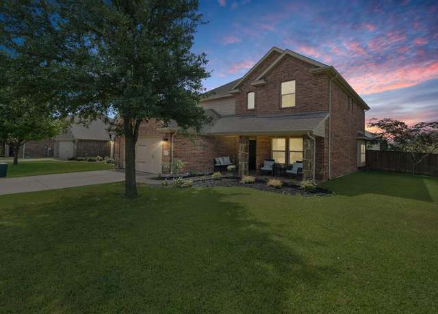 Property at 207 Pleasant Hill Ln, Fate, TX 75189, 4 beds, 2.5 baths