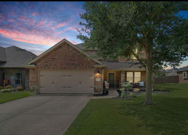 Property at 207 Pleasant Hill Ln, Fate, TX 75189, 4 beds, 2.5 baths
