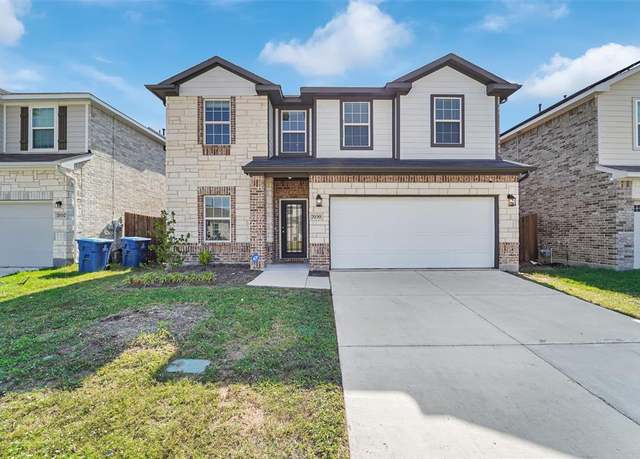 Property at 2050 Crosby Dr, Forney, TX 75126, 4 beds, 2.5 baths