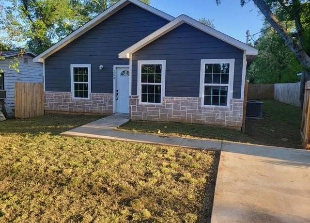Property at 208 Lenox, Pittsburg, TX 75686, 3 beds, 2 baths