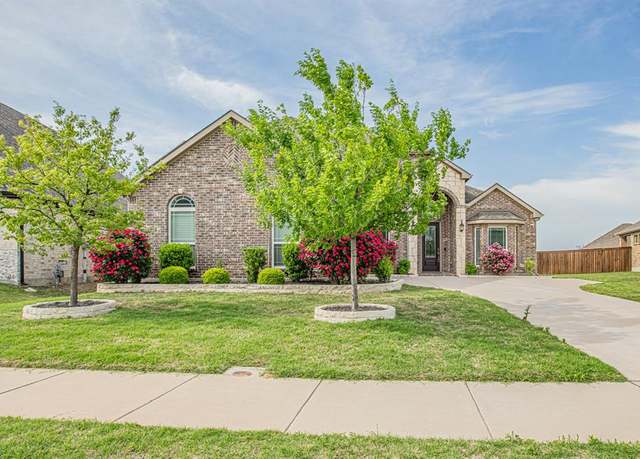 Property at 806 Azure Ln, Celina, TX 75009, 4 beds, 3.5 baths