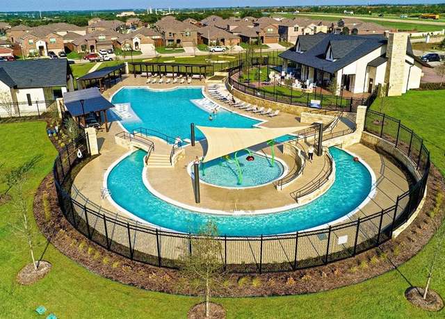 Property at 1016 Croxley Way, Fort Worth, TX 76247, 4 beds, 2 baths
