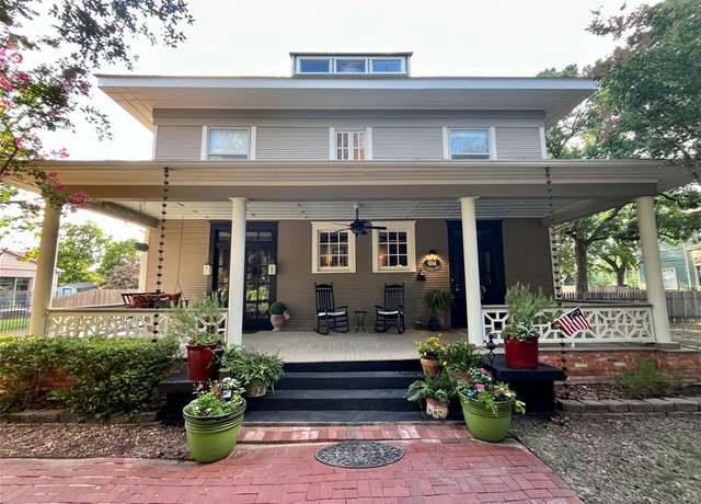 Property at 604 Center St, Forney, TX 75126, 4 beds, 3.5 baths