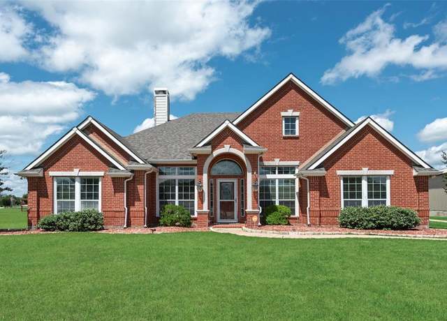 Property at 7610 Bruce Rd, Aubrey, TX 76227, 4 beds, 3 baths