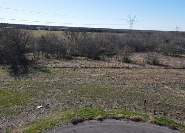 Property at 4033 Dove St, Greenville, TX 75401